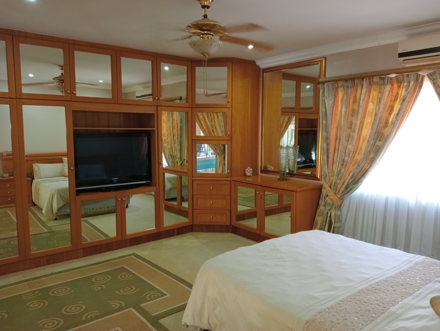 6 Bedroom Property for Sale in Vanes Estate Eastern Cape